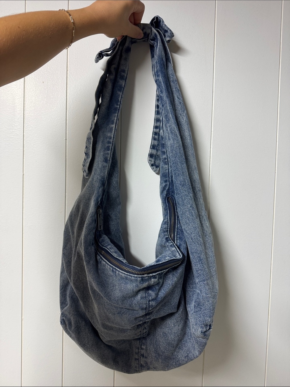 Washed Blue Denim Shoulder Hobo Bag - Picture 4 of 5